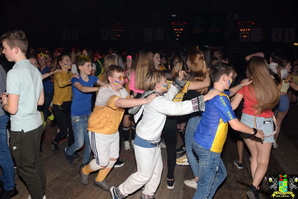 ../Images/Jeugddisco Kokkerhout bekent kleur 124.jpg